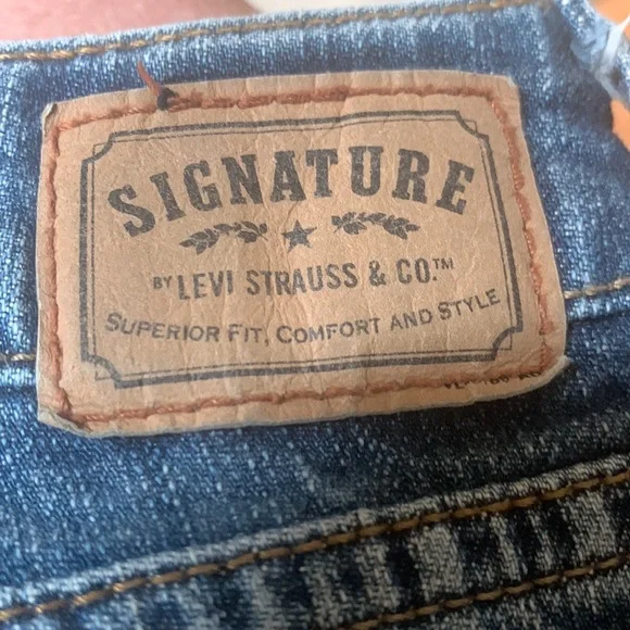 Womens Levi Strauss & co low rise bootcut stretch jeans size 12 short. - Picture 10 of 10